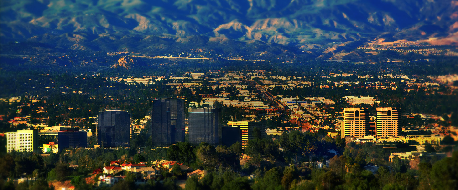 Escorts Woodland Hills